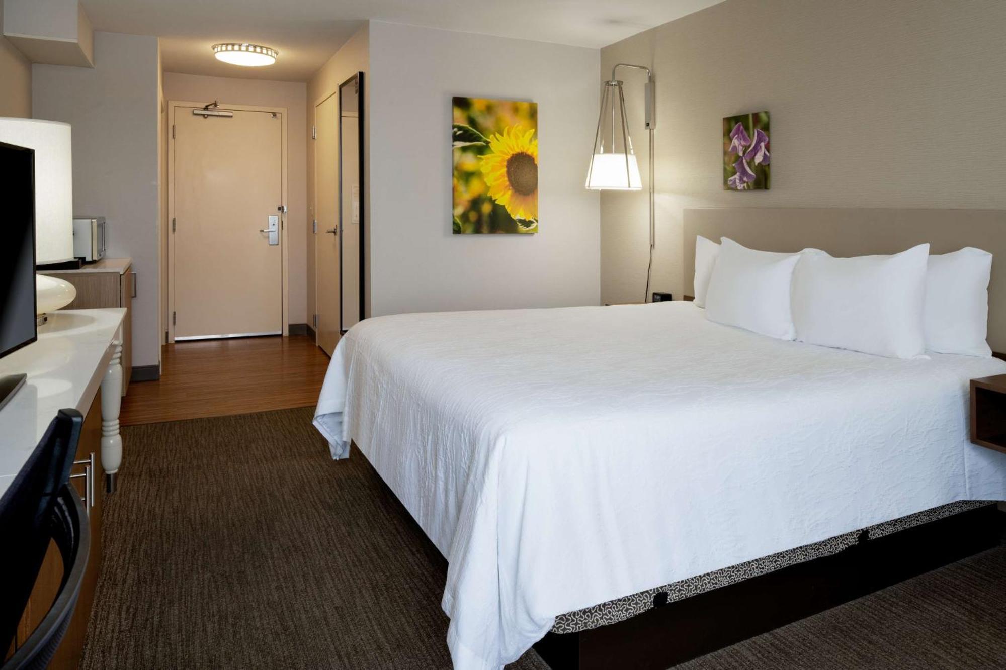 Hilton Garden Inn Фолсом Экстерьер фото