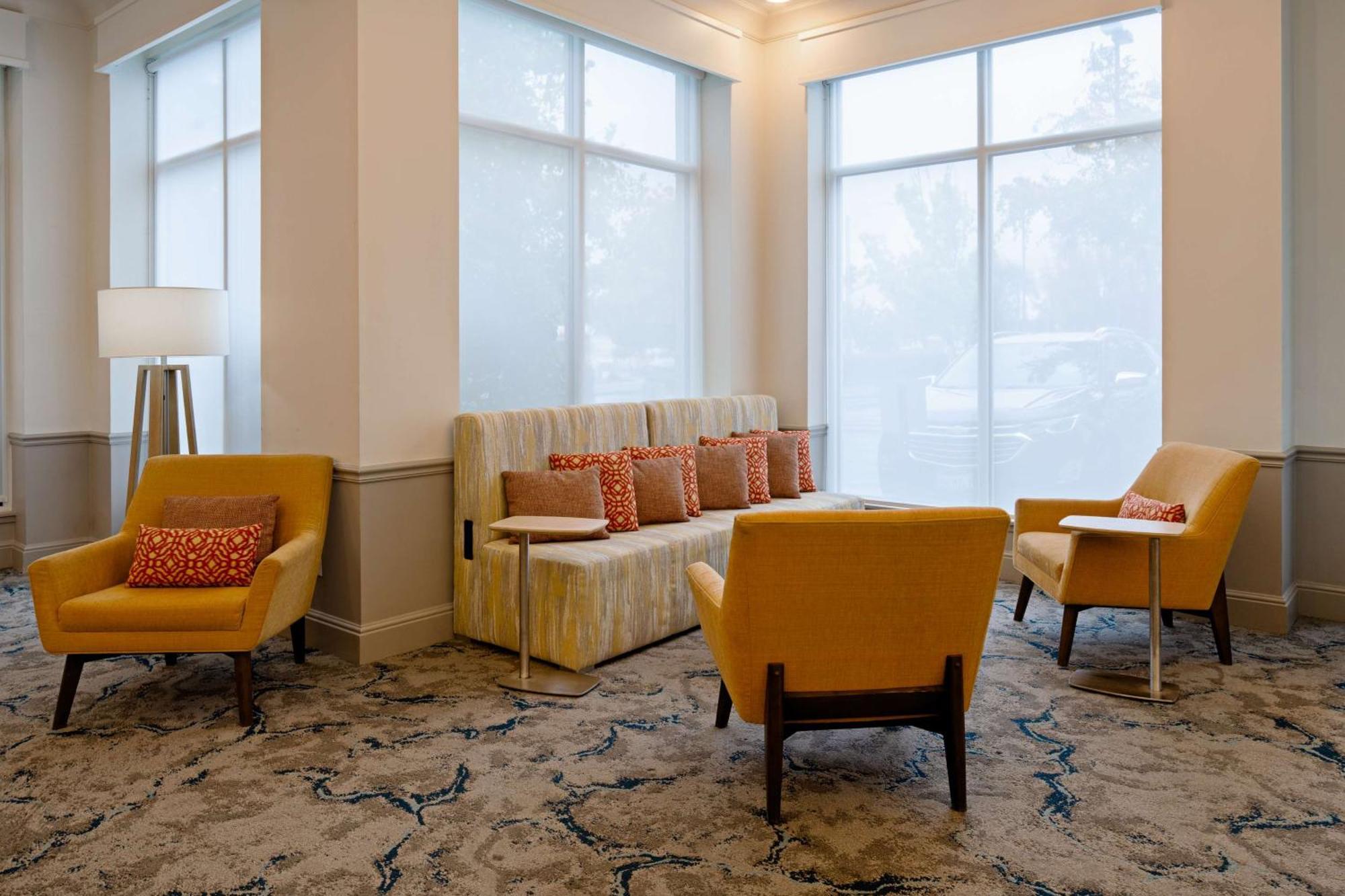 Hilton Garden Inn Фолсом Экстерьер фото